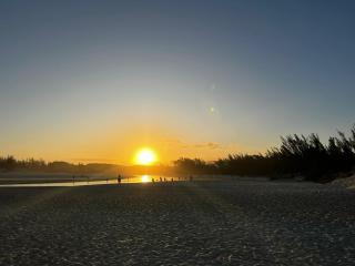 PRAIA DA FERRUGEM PÉ NA AREIA PRÓXIMO ao MAR, GAROPABA - 8