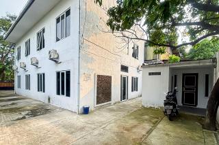 RedDoorz near RS Hermina Tangerang - - 5
