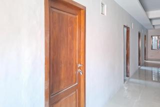 Urbanview TeBeYe Syariah UNS Solo - Solo - 4