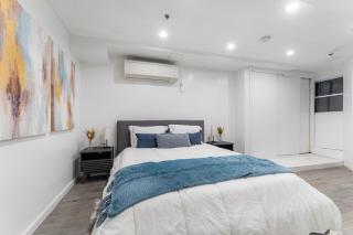 Stylish Brooklyn Getaway, 1BR plus Kitchen - 5