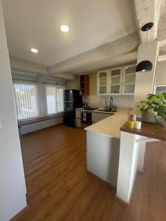 Departamento céntrico, vista al lago - 4