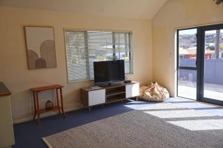 The Blue Jem - A central city home away from home! - 1