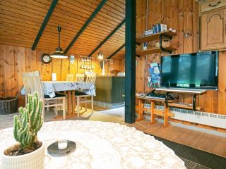 Tranquil Cottage Retreat in Lokken-By Traum - 3