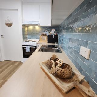 LBarza 1BR Relaxing Vibes in CBD - 2