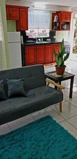 KG Apartments - Roseau - 9
