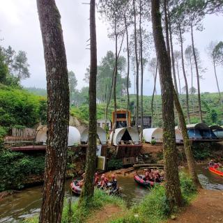 Tepian Pinus Glamping - 8
