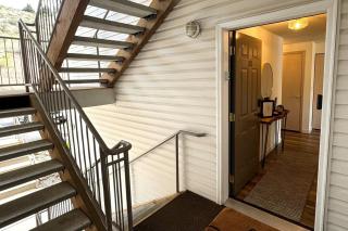 Cozy Condo in Chelan with Balcony & Views - 1