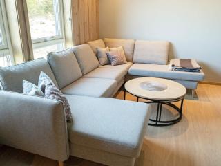 10 person holiday home in INDERØY-By Traum - - 6