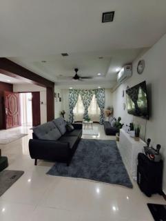 Ujana Kingfisher double storey 3 Bedroom - Farah Biz Homestay - 0