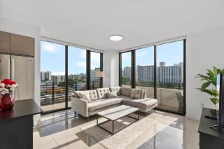 Luxury Pent House with Downtown Views - Miami - 8