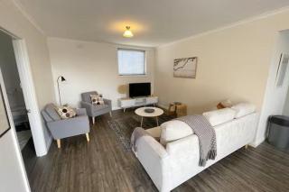 Esplanade Beach Retreat - 7