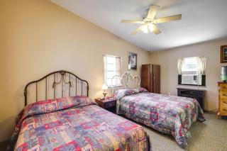 Relax Fireside! Lake Whitney Studio 2 Mi to Marina - 7