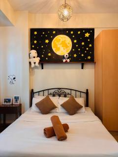 Moonlit Cozy Retreat with Playful Touches - 7