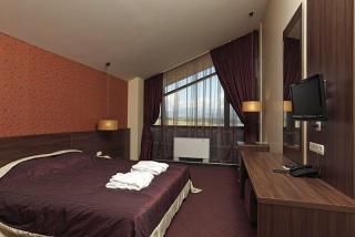 Family Hotel - Restaurant Ring - 1