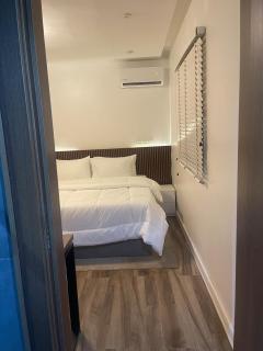 Modern 2-Bedroom Apt in Lifecamp - 1