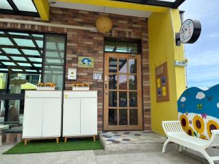 Zhiben Sunflower Bed and Breakfast - 9