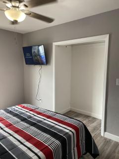 The blue Homestay near Miami Airport - 1