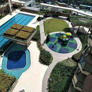 Manila Bay Condo - 1