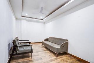 Super Townhouse Yashobhoomi Formerly Hotel Grand Tashree - 7