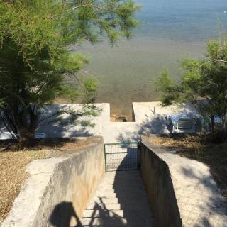 Beachfront Skoblar Holiday Home with Seaview - 3