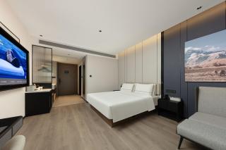 Atour Hotel Kunshan Huqiao Huaxi Park Subway Station - 1