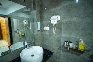 Hotel The Royal Buddha - 2