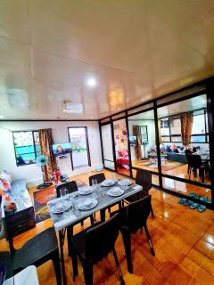 Tondo Apartment Affordable Staycation Bathub Balcony Netflix Wifi AC near divisoria market up to 6 person - 3