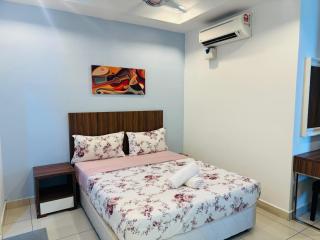 Mansion One by Hejmo Suites - 9