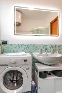 Free Private Parking Asti Piazza del Palio Stazione 3 minuti a piedi dal centro - 7