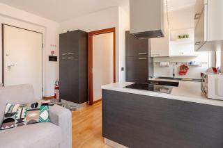 Free Private Parking Asti Piazza del Palio Stazione 3 minuti a piedi dal centro - 2