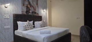 Divine India Residency Hotel & Service Apartment, Noida Sector 72 - 1