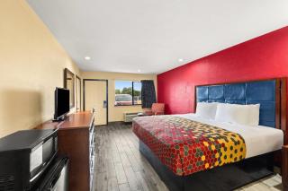 Econo Lodge - 0