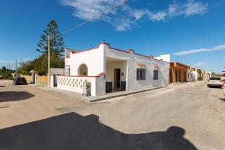 Villa Poseidon by BarbarHouse - Torre Lapillo - 0