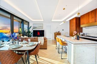 Highrise Skyline Spectacular View Luxury Penthouse - 6