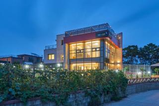 Daebudo DuMong DalGeum Pool Villa - 7