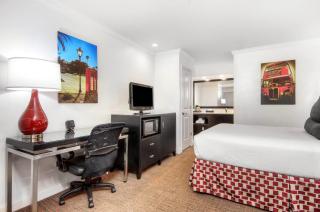 Aggie Inn, an Ascend Collection Hotel - 1