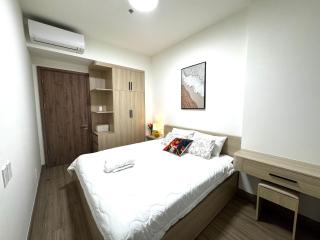 Midori Park The Glory, 2PN Cao Tầng 23, View hồ bơi - 2