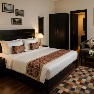 Shri Mukund Dham - Near Prem Mandir, Iskcon temple & Banke Bihari G- Premanand Maharaj Visit is just 2-3 minutes away - 0