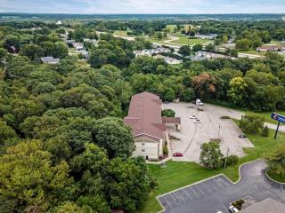 Comfort Inn & Suites East Moline near I-80 - 2