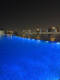 Corniche Residence Beach view Pool access Stunning View - 4