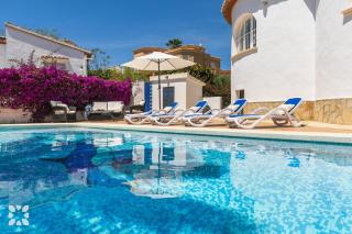 Villa Mackay by Abahana Villas - 2