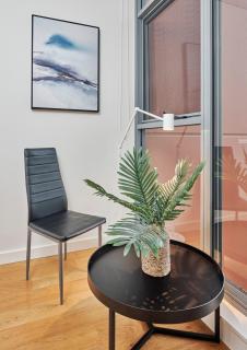Macquarie Cozy Nest 2BR Train Shopping - 1