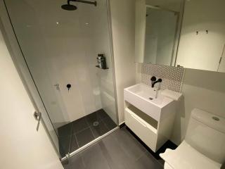Central Haven Cozy 1BR with GYM - 1