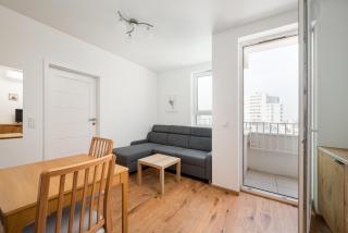 Metro Natolin 10th Floor Apartment by BookingHost - 6