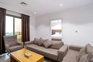 Plaza Athenee Hotel - 5