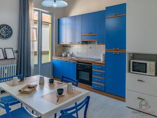 Spiagge 3 min - stazione 500m - WiFi - Smart TV - 8