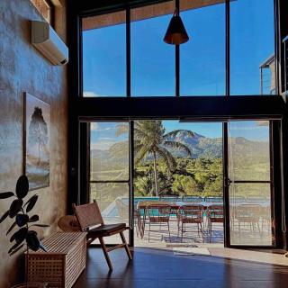 Beautiful Family Retreat with Swimming pool and Mountain view - Calaca - 2