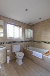 Country Family Retreat - Bradford on Avon - 9
