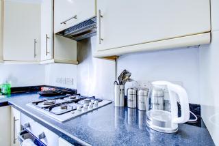 1BR Wapping Flat, Free Parking, Sleeps 4 - 7