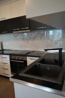Lovely 2 Bedrooms Apartment - 9